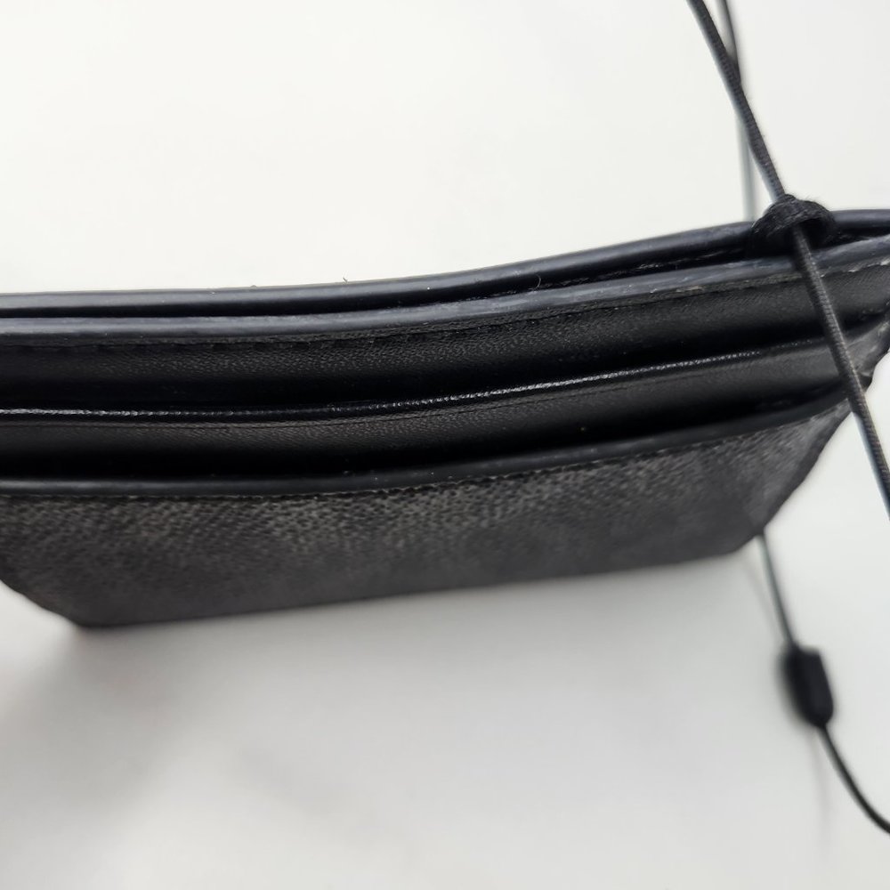 Wallet - Picture 8 of 9